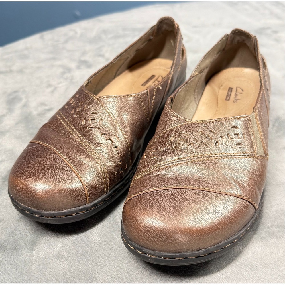 Clarks Collection Womens 8 Bronze Leather Slip On Shoes Cutout Comfort